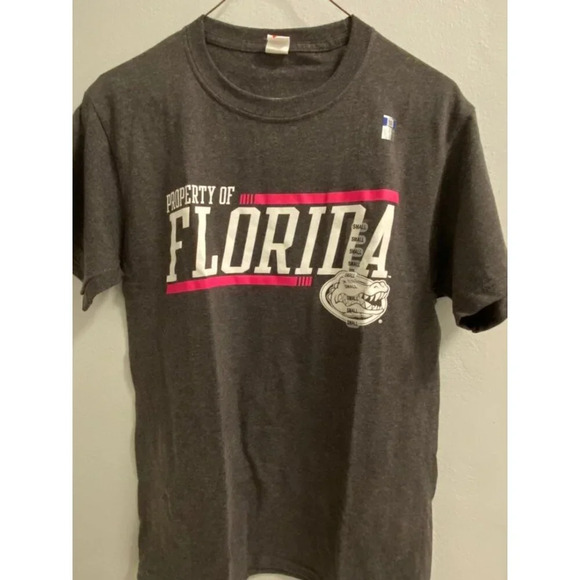 UNIVERSITY OF FLORIDA GATORS TEE SHIRT. UNISEX. SIZE LARGE. BRAND NEW WITH TAGS - Picture 1 of 3